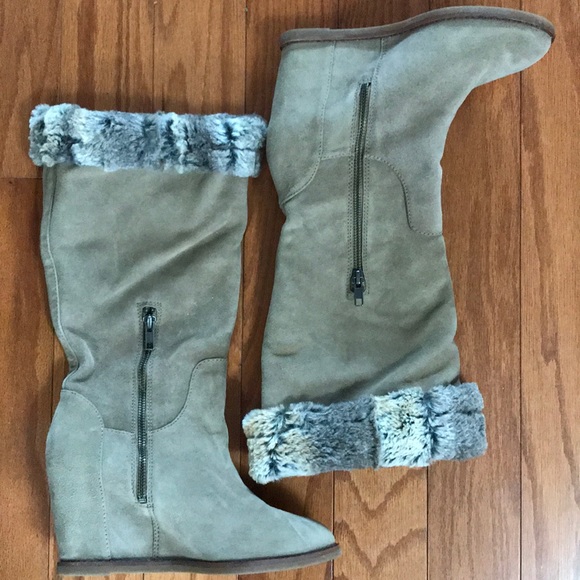 Johnston and Murphy Suede/Leather Fur Boots - Picture 1 of 11